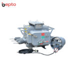 ZW20-12 Outdoor Vacuum Circuit Breaker 12kV VCB Recloser - Pole Mounted Auto Reclosing SF6 Distribution Automation