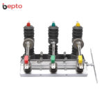 ZW32-12 Outdoor Vacuum Circuit Breaker 12kV MV VCB 4000A - Smart Recloser Controller Fault Isolation Distribution Automation